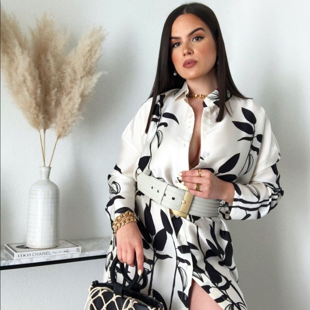 𝗡𝗪𝗧 𝗭𝗮𝗿𝗮 • Printed Oversized Dress - Picture 6 of 17